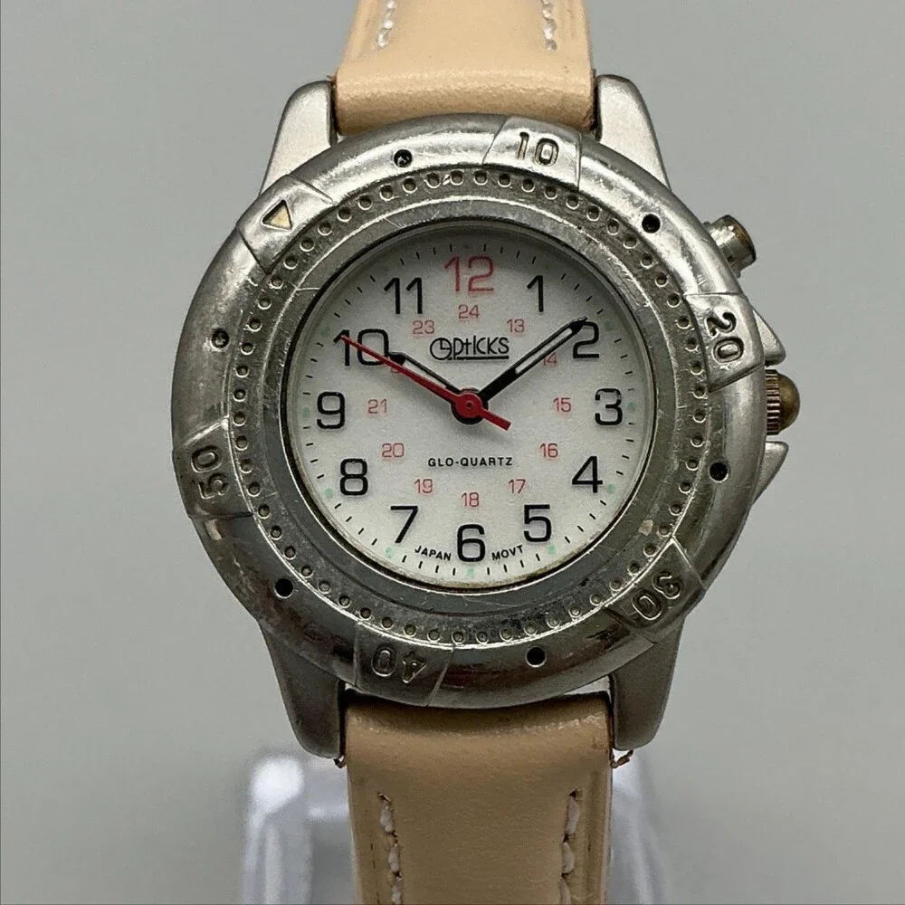 Optiks Glo-Quartz Girls Watch 30mm White Dial Silver Tone Leather New Battery